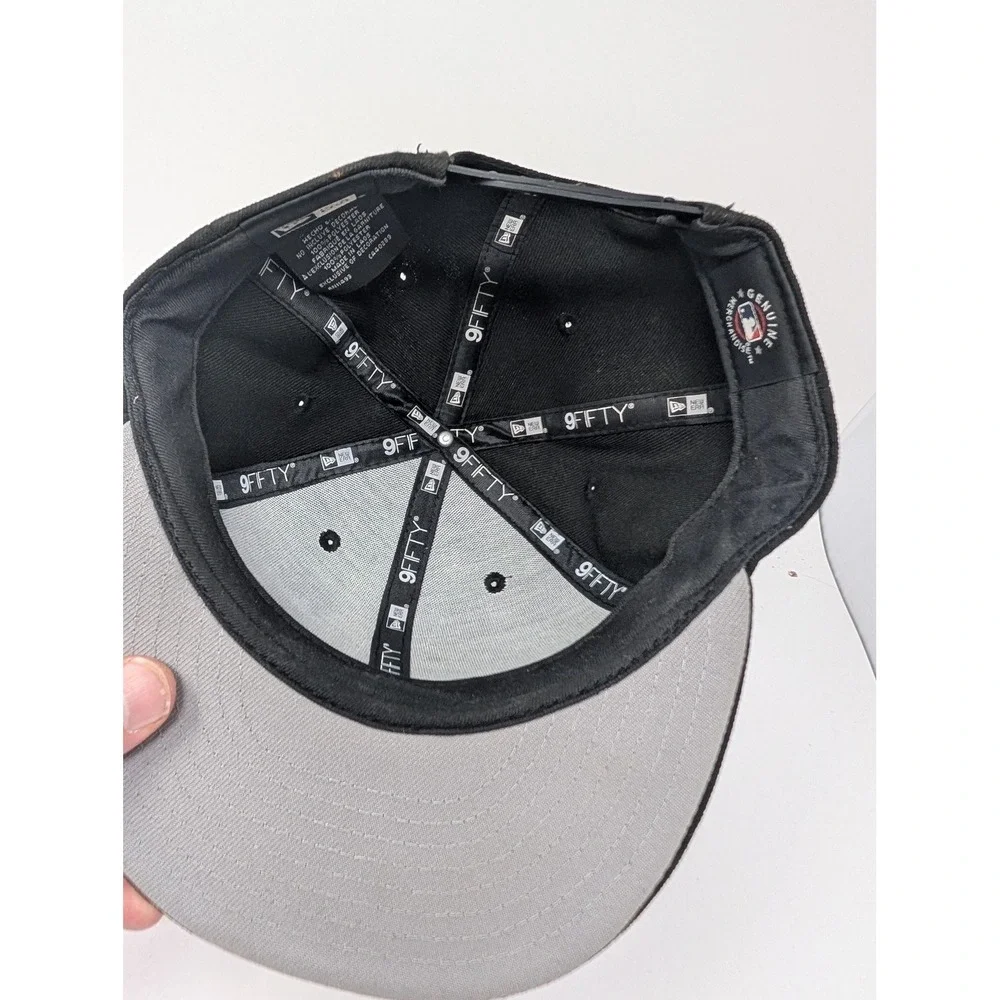 Oakland Athletics Hat Cap Snap Back Mens One Size Black MLB Baseball New Era